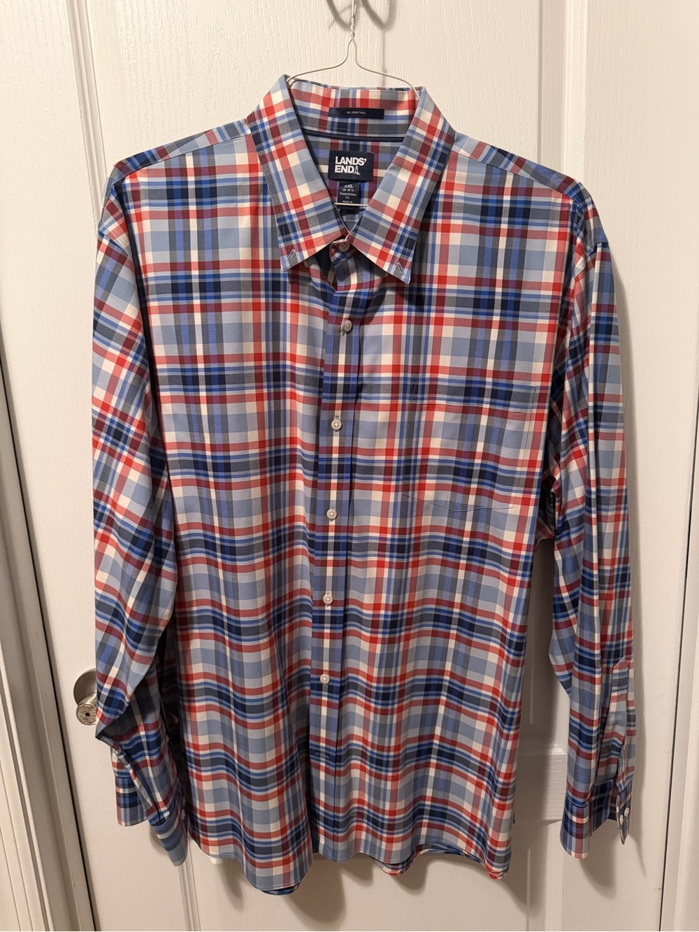 Lands' End Men's Blue and Red Plaid Button-Up Shirt